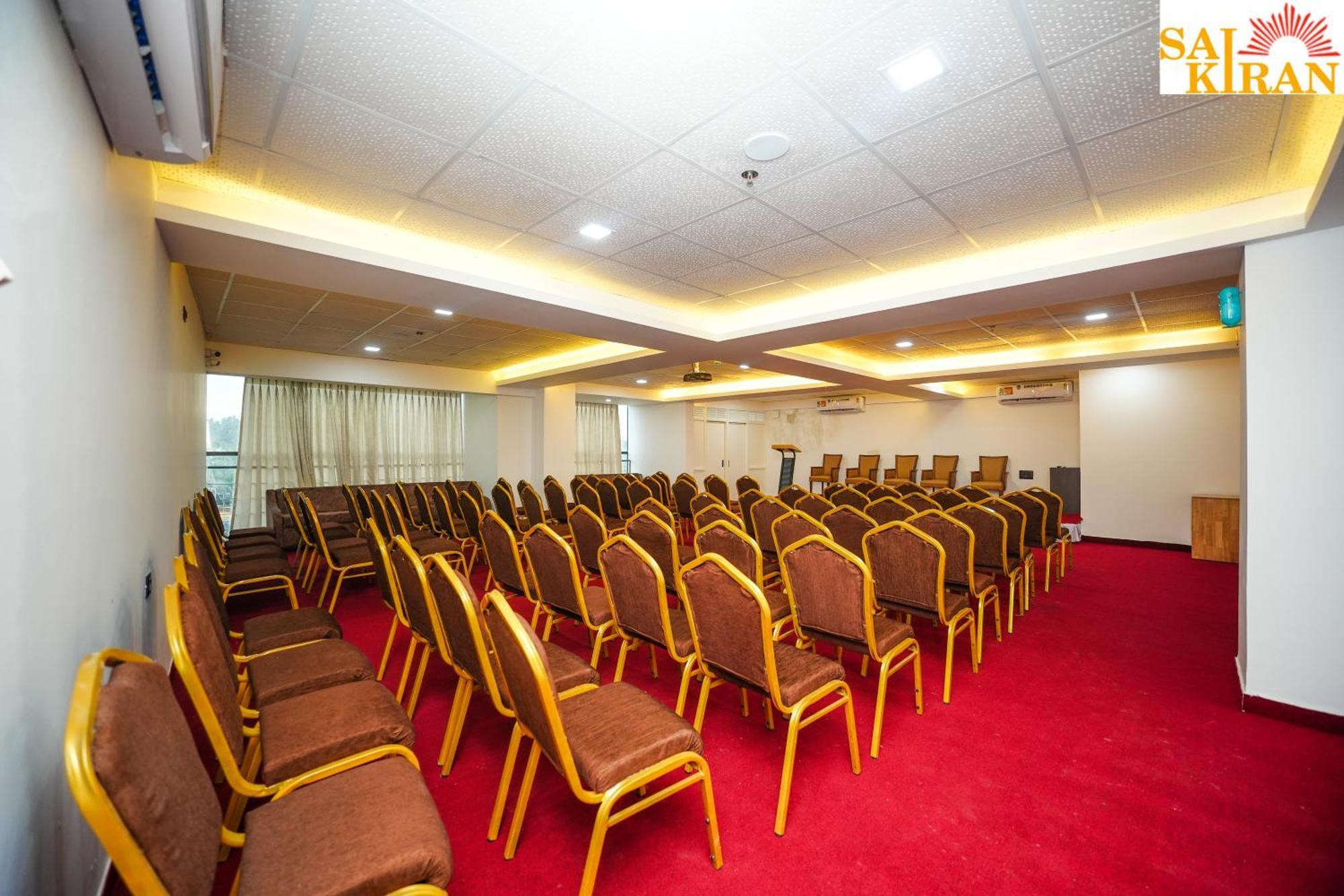 Saikiran Hotel Mapusa Bagian luar foto